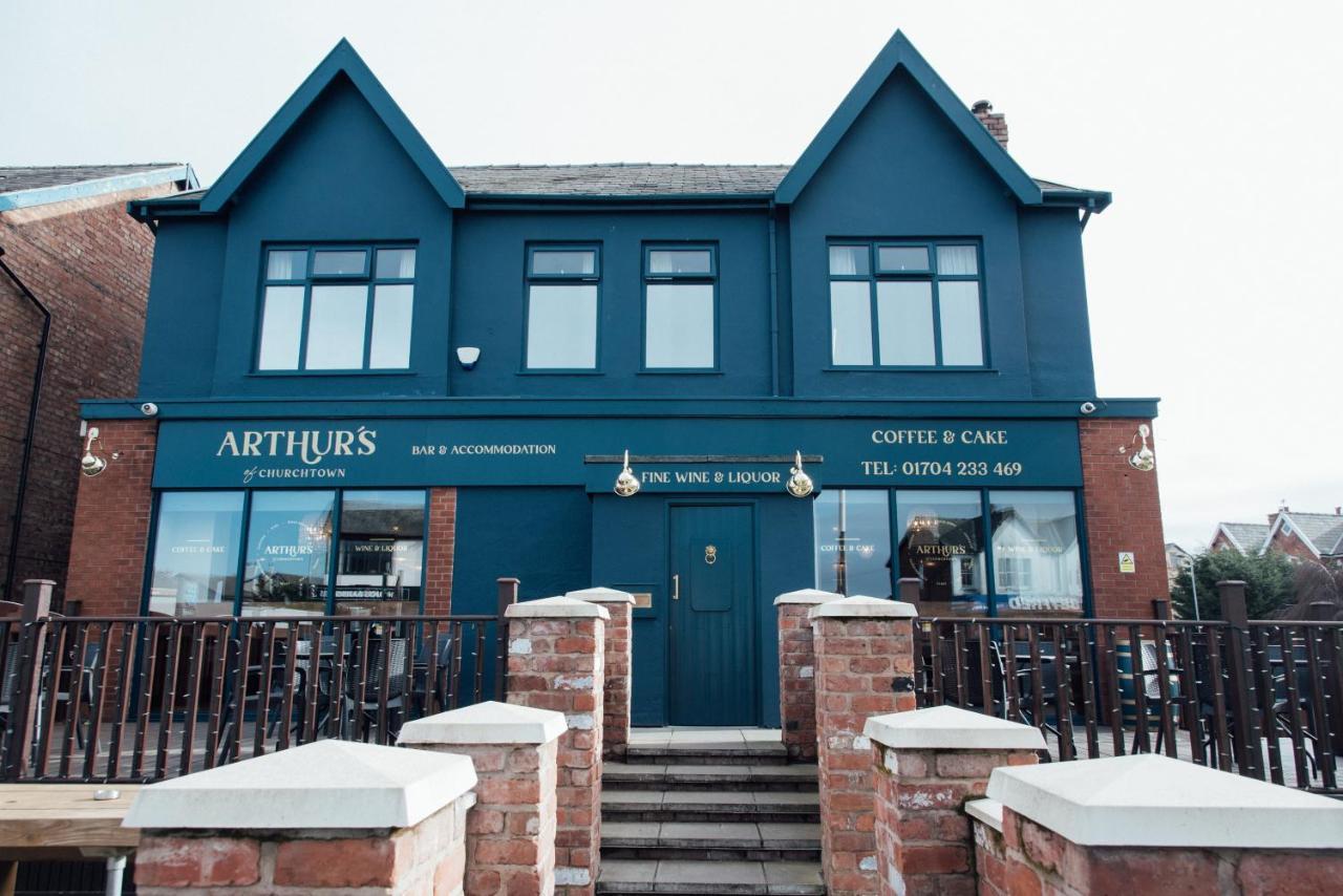 Arthur'S Bar & Accommodation Southport Esterno foto